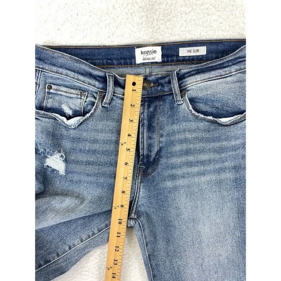 Kensie Women's 8/29 Blue Slim Vintage Luxe Distressed Cropped Straight Jeans - Picture 3 of 11